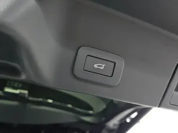 2025 Land Rover Range Rover Evoque с пробегом 1 096 км