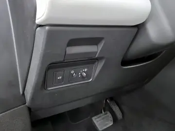 2025 Land Rover Range Rover Evoque с пробегом 12 065 км