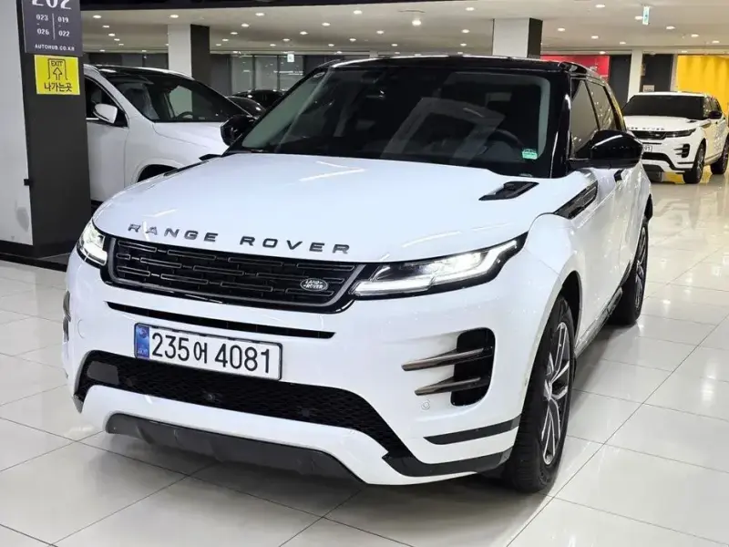 2025 Land Rover Range Rover Evoque с пробегом 16 800 км