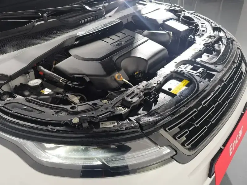 2024 Land Rover Range Rover Evoque с пробегом 28 813 км