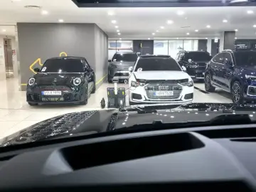 2025 Land Rover Range Rover Evoque с пробегом 16 800 км