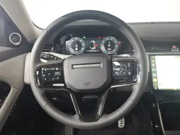 2024 Land Rover Range Rover Evoque с пробегом 28 813 км