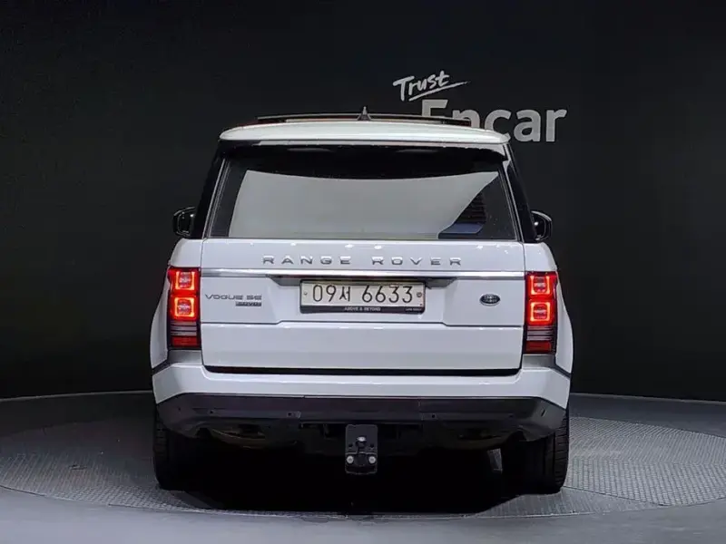 2017 Land Rover Range Rover с пробегом 180 102 км