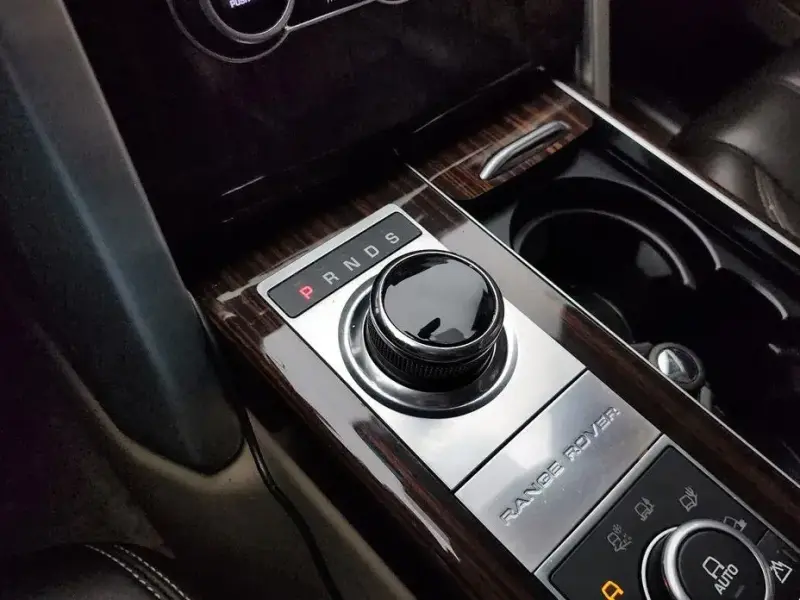 2017 Land Rover Range Rover с пробегом 180 102 км