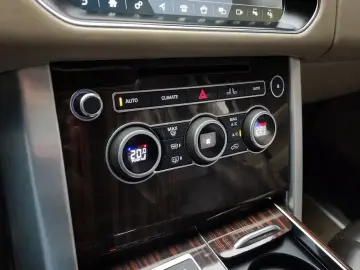 2017 Land Rover Range Rover с пробегом 180 102 км
