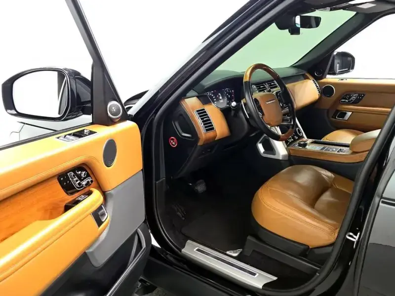 2020 Land Rover Range Rover с пробегом 130 247 км