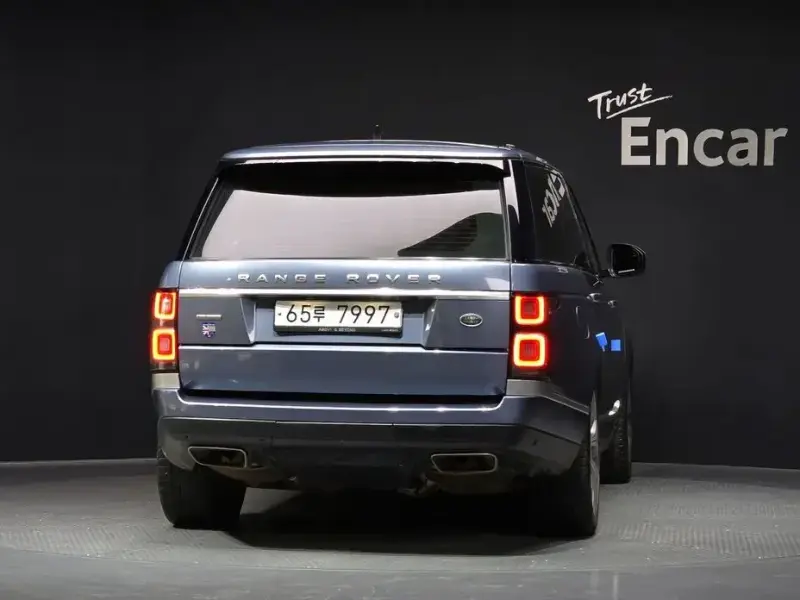 2018 Land Rover Range Rover с пробегом 142 487 км