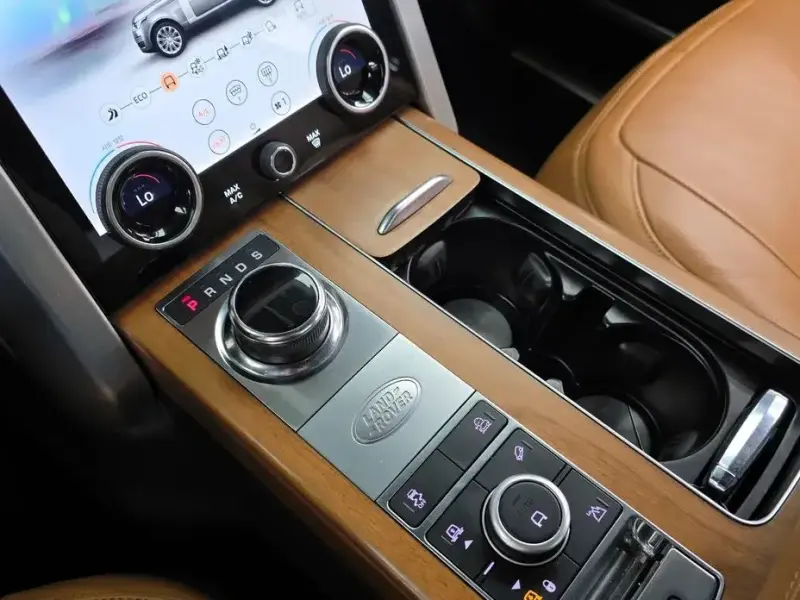 2018 Land Rover Range Rover с пробегом 142 487 км