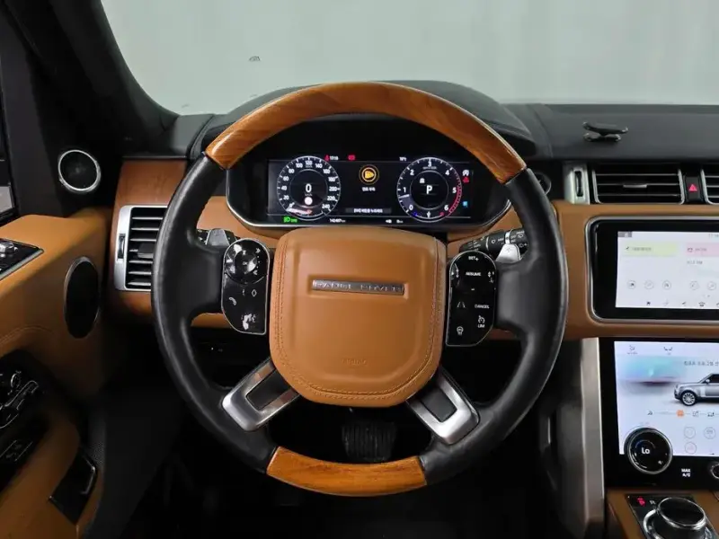 2018 Land Rover Range Rover с пробегом 142 487 км