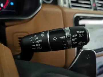 2018 Land Rover Range Rover с пробегом 142 487 км