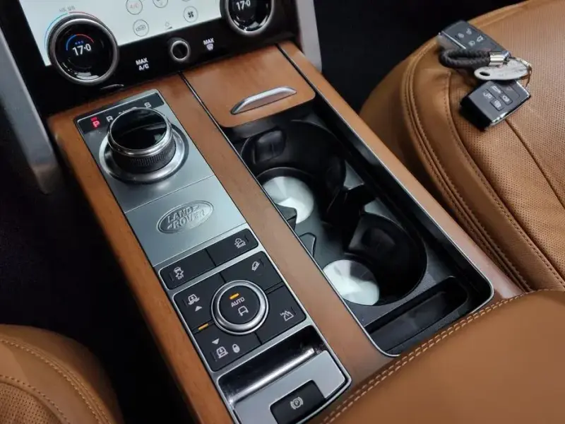 2021 Land Rover Range Rover с пробегом 110 761 км