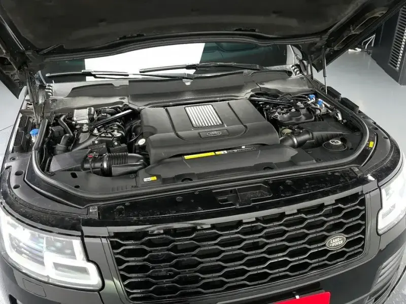 2019 Land Rover Range Rover с пробегом 105 596 км