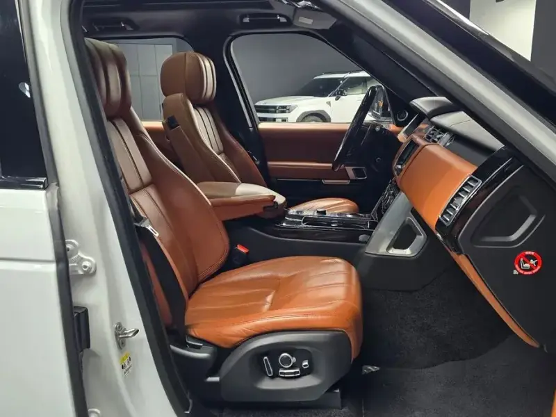 2017 Land Rover Range Rover с пробегом 189 312 км