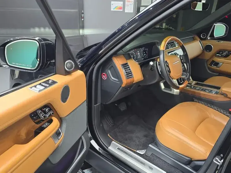 2020 Land Rover Range Rover с пробегом 84 439 км