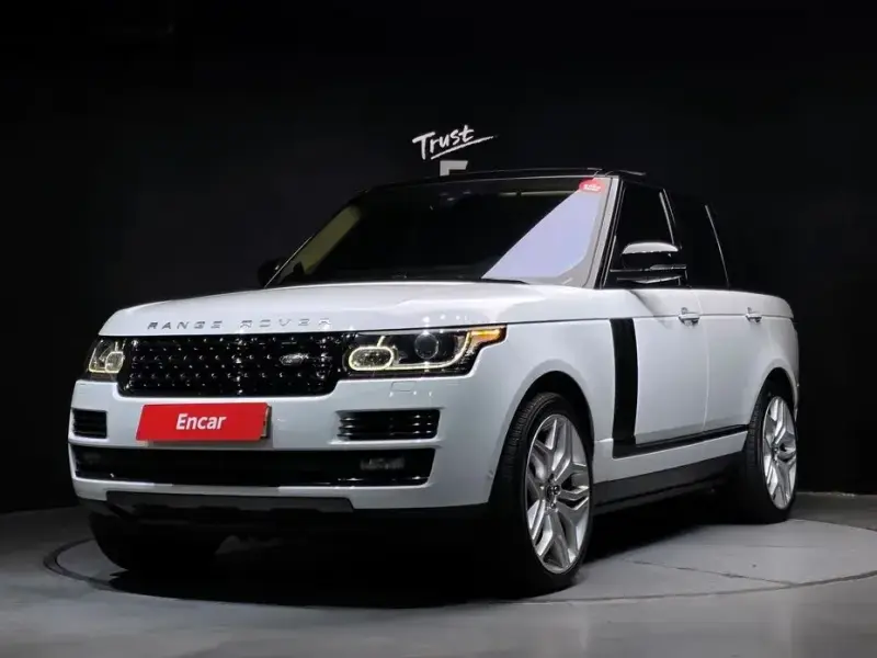 2017 Land Rover Range Rover с пробегом 132 521 км