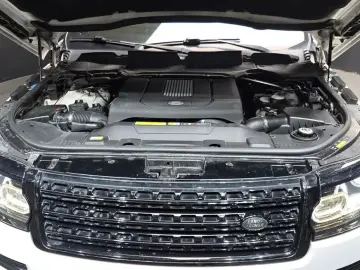 2017 Land Rover Range Rover с пробегом 132 521 км