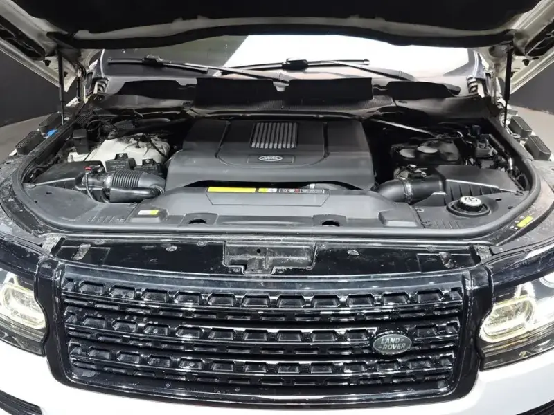 2017 Land Rover Range Rover с пробегом 132 521 км