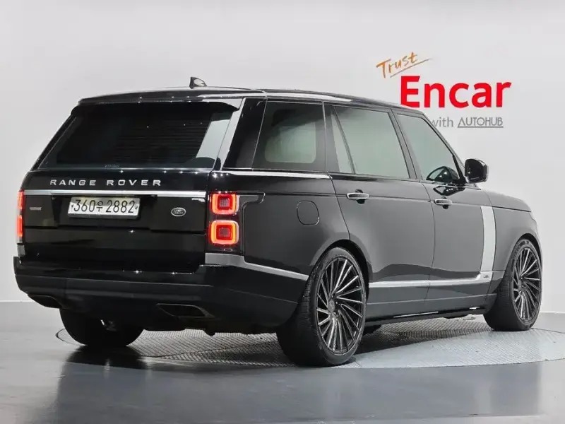 2020 Land Rover Range Rover с пробегом 111 070 км