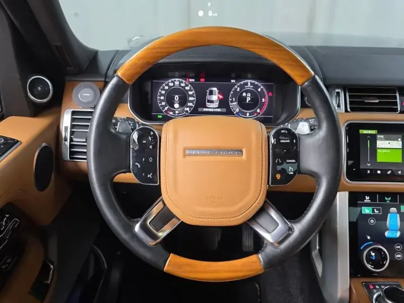 2020 Land Rover Range Rover с пробегом 111 070 км