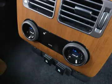 2020 Land Rover Range Rover с пробегом 111 070 км