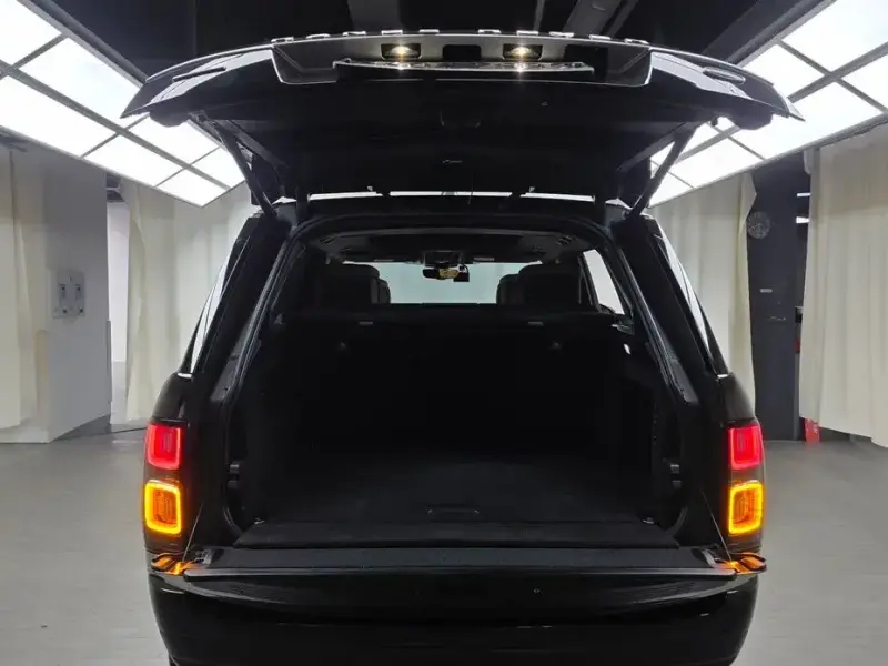 2020 Land Rover Range Rover с пробегом 111 070 км