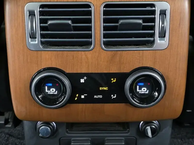 2020 Land Rover Range Rover с пробегом 128 880 км