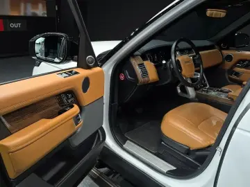 2021 Land Rover Range Rover с пробегом 143 748 км