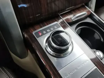 2017 Land Rover Range Rover с пробегом 105 800 км