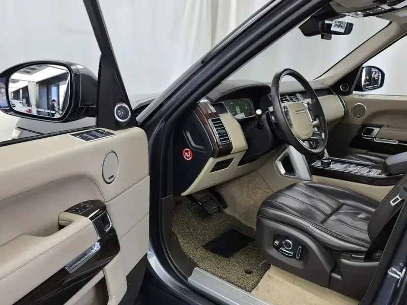 2017 Land Rover Range Rover с пробегом 105 800 км
