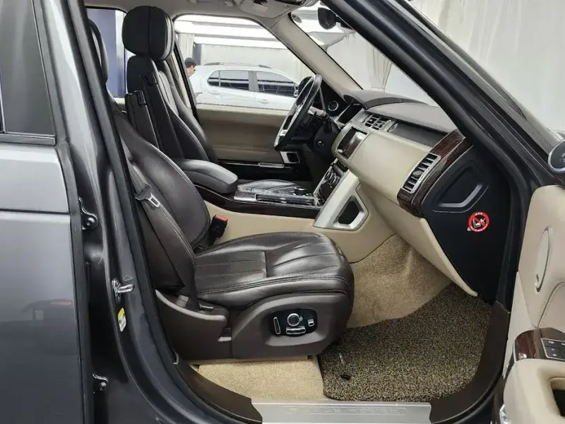 2017 Land Rover Range Rover с пробегом 105 800 км