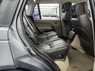 2017 Land Rover Range Rover с пробегом 105 800 км