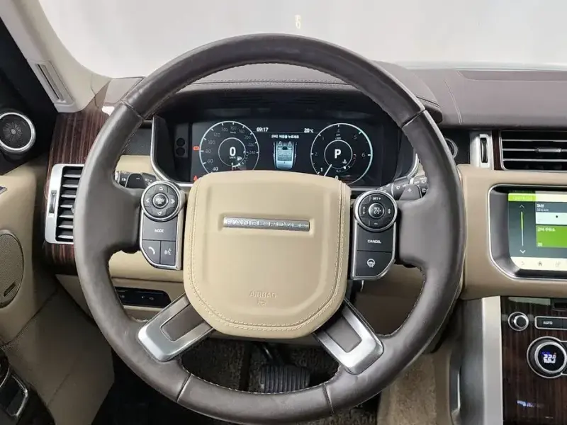 2017 Land Rover Range Rover с пробегом 105 800 км