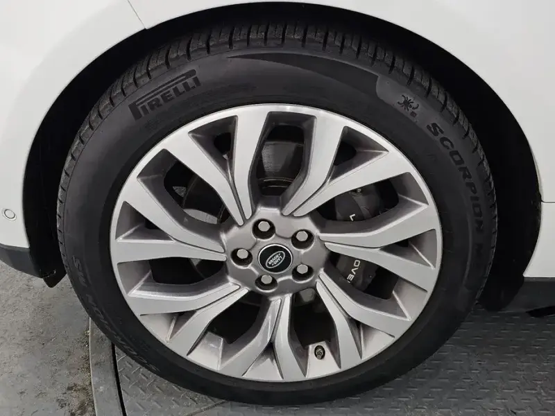 2020 Land Rover Range Rover с пробегом 32 104 км