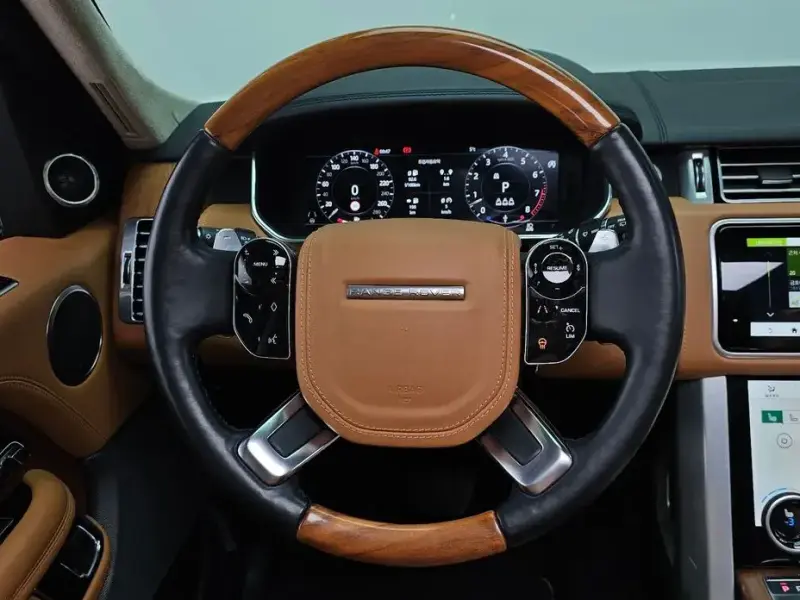 2020 Land Rover Range Rover с пробегом 32 104 км