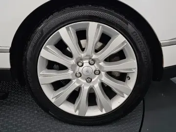 2017 Land Rover Range Rover с пробегом 144 621 км