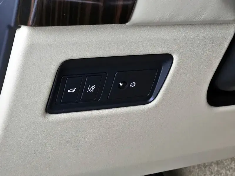 2017 Land Rover Range Rover с пробегом 83 698 км