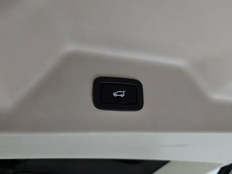 2017 Land Rover Range Rover с пробегом 83 698 км