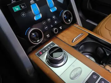 2021 Land Rover Range Rover с пробегом 112 676 км