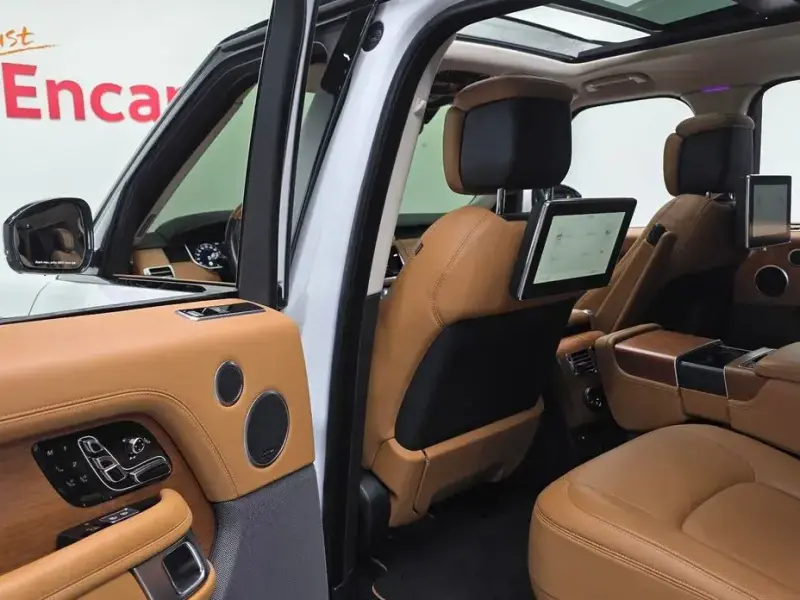 2021 Land Rover Range Rover с пробегом 112 676 км