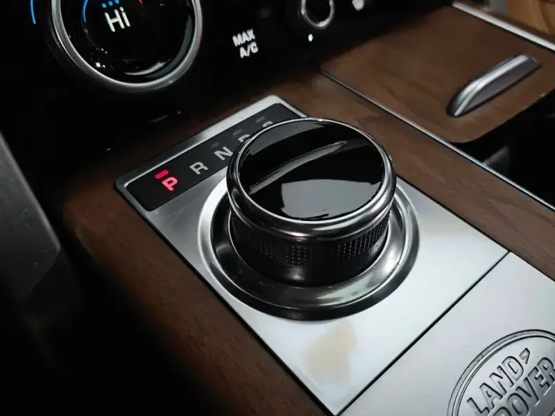2020 Land Rover Range Rover с пробегом 116 881 км