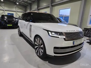 2024 Land Rover Range Rover с пробегом 5 678 км