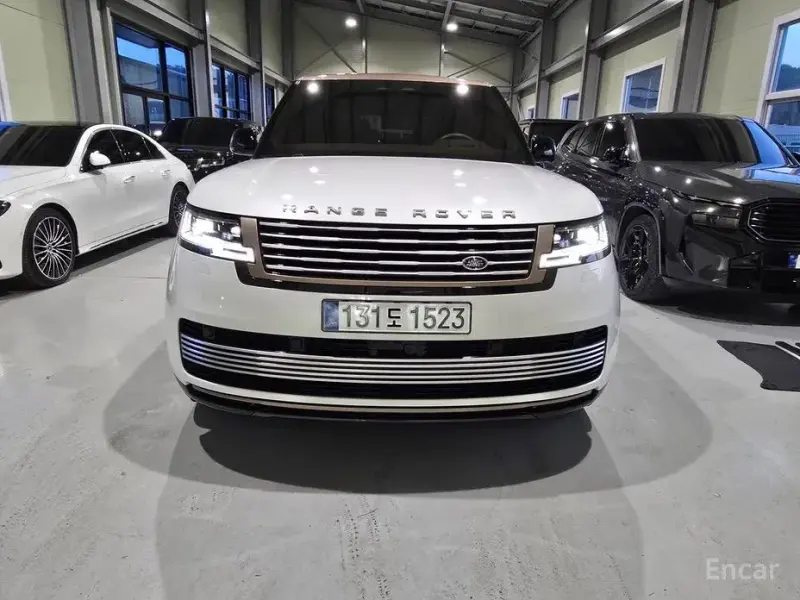 2024 Land Rover Range Rover с пробегом 5 678 км