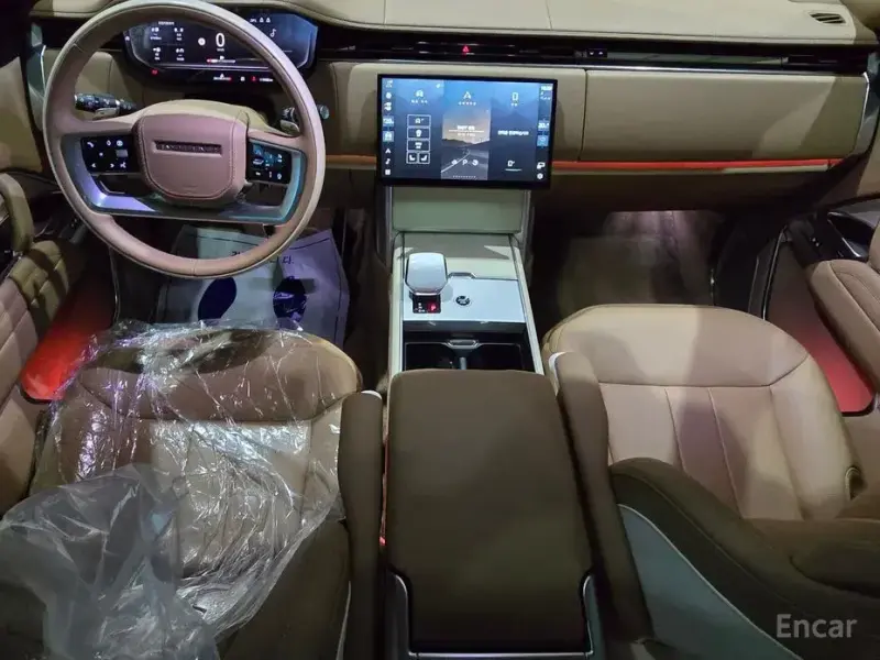 2024 Land Rover Range Rover с пробегом 5 678 км