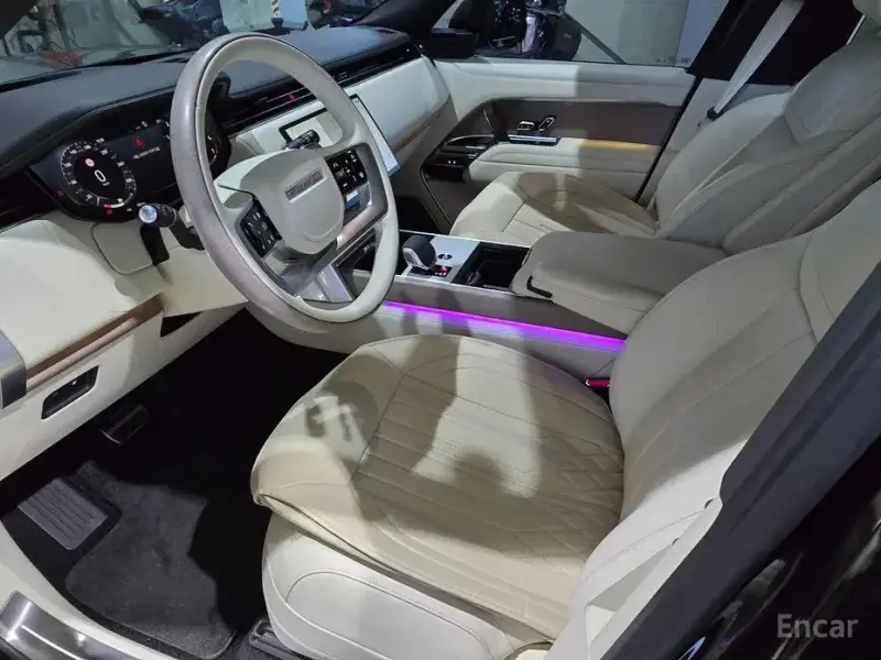 2025 Land Rover Range Rover с пробегом 6 203 км