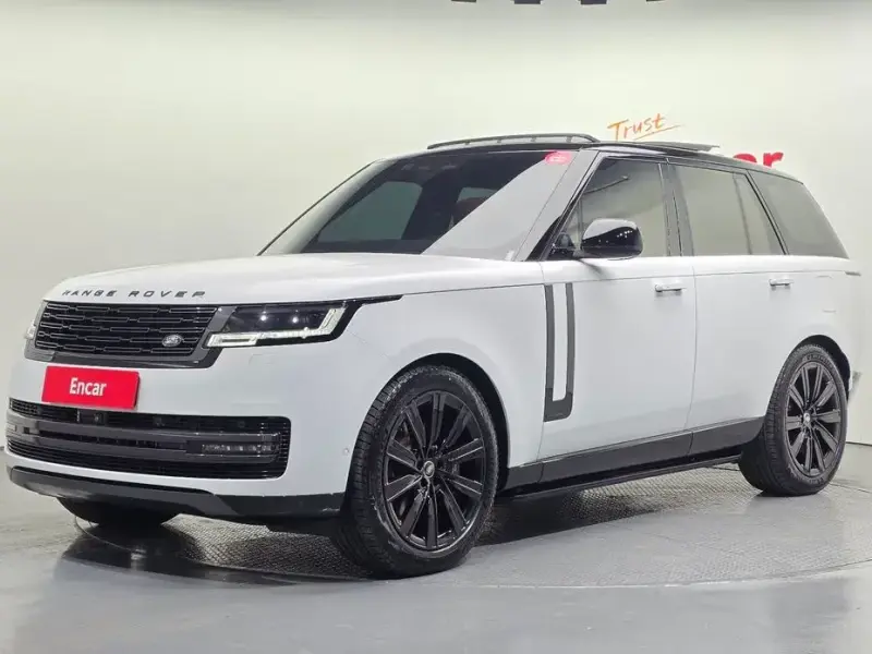 2025 Land Rover Range Rover с пробегом 2 322 км