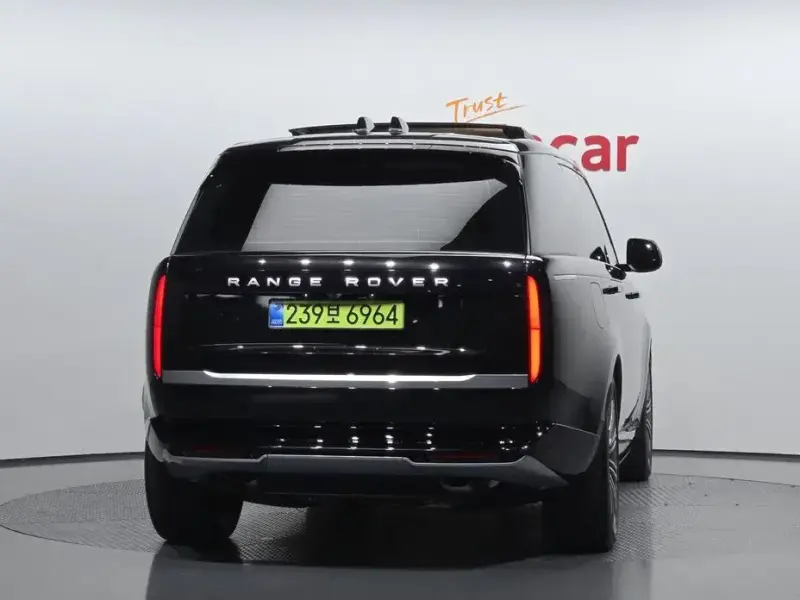 2025 Land Rover Range Rover с пробегом 3 525 км