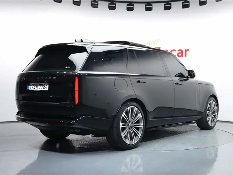 2024 Land Rover Range Rover с пробегом 15 870 км