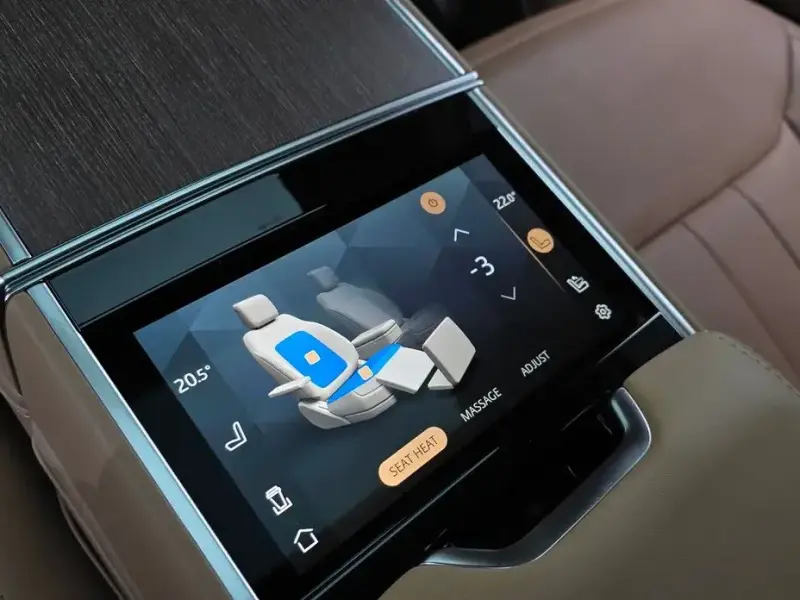 2024 Land Rover Range Rover с пробегом 12 677 км