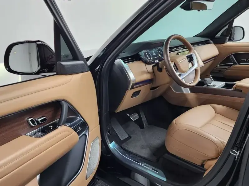 2024 Land Rover Range Rover с пробегом 15 870 км