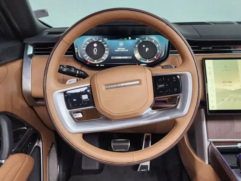 2024 Land Rover Range Rover с пробегом 15 870 км